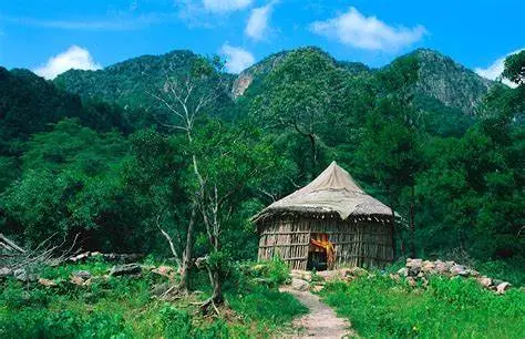 DJIBOUTI TOURS Gallery Djibouti Tourisme; Montagnes de Djibouti Goda; Meilleures visites de Djibouti
